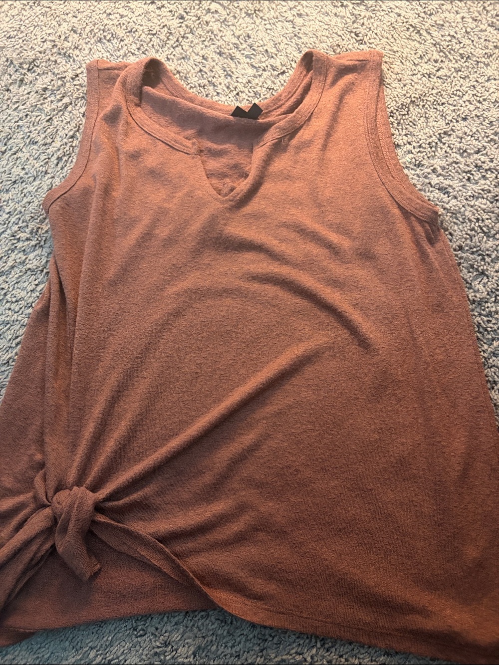 Bobeau Women's Rust/Terracotta Side Tie V-neck Sleeveless Tank Top, size medium - Picture 3 of 5